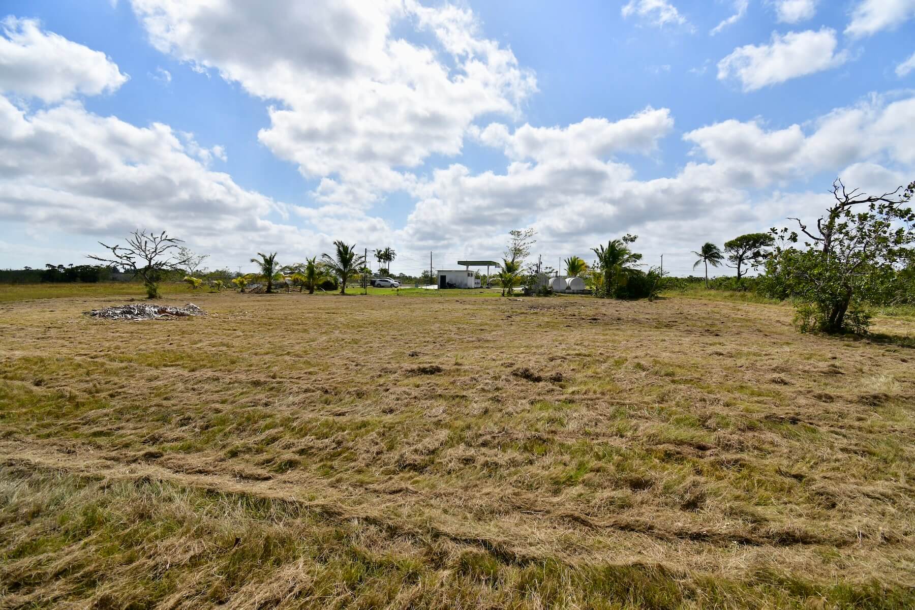 Gas Station, Butane Center and Store on 2.657 Acres Burrell Boom • Vista Real Estate