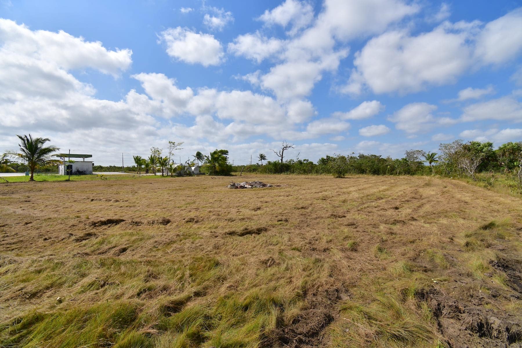 Gas Station, Butane Center and Store on 2.657 Acres Burrell Boom • Vista Real Estate